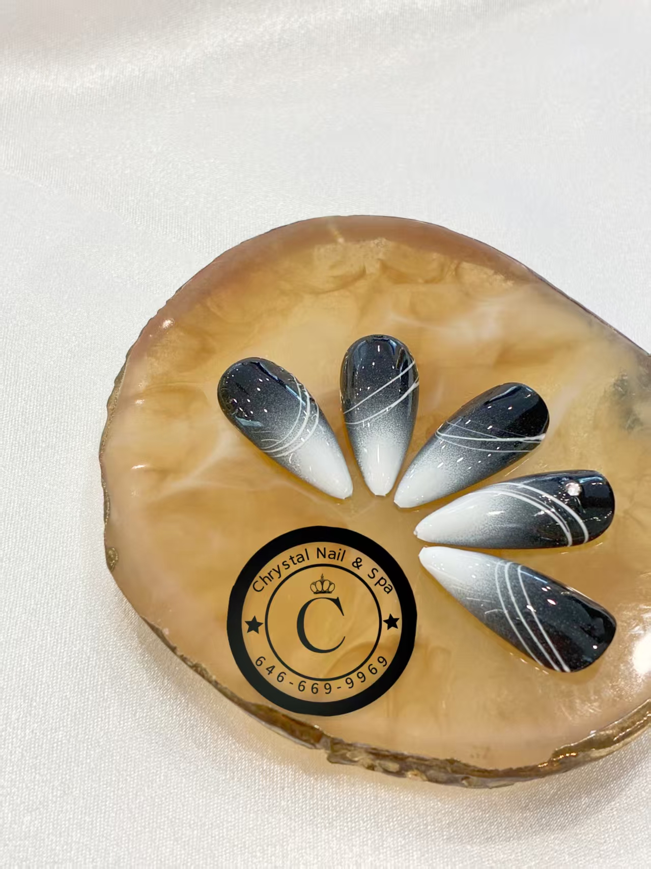 Chrystal  Nail & Spa gallery